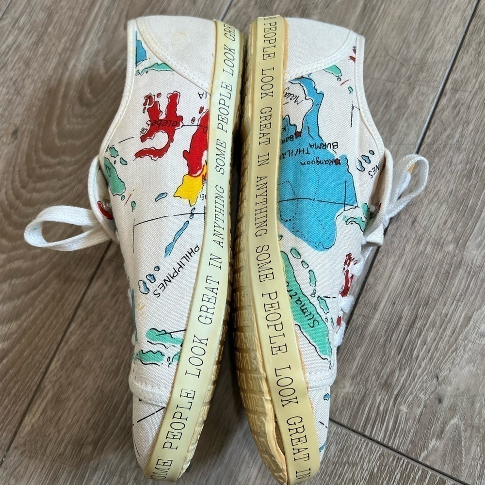 Vintage 80's NO FRILLS Low Top Sneaker Map Graphic Lace Up 6.5 B - Picture 10 of 10